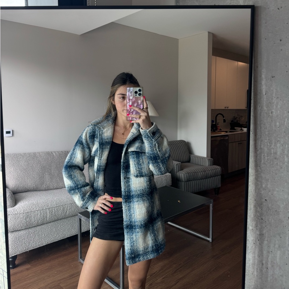 Aritzia Blue and White Teddy Jacket